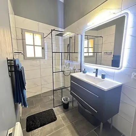 Le Mejan Centre Apartment *
