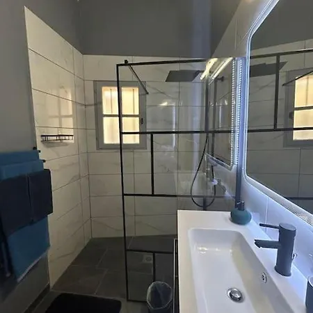 Le Mejan Centre Apartment *